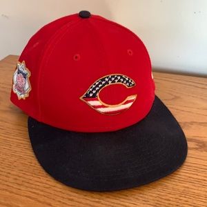 Cincinnati Reds July 4 Edition Fitted Hat 7-3/8